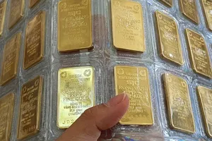 Giá vàng sáng nay tiếp tục giảm. Ảnh: NHUNG NGUYỄN