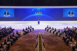 Chương trình CEO 500 với chủ đề “Sự hội tụ của FDI, công nghệ và dòng chảy tài chính toàn cầu”, chiều 26-10-2026. Ảnh: HOÀNG TRIỀU