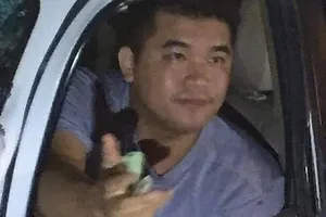 Thiếu úy Phan Hoài Ân có biểu hiện bất thường. Ảnh: N.Y