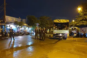 ​  Công an xuyên đêm khám xét trụ sở Công ty Alibaba