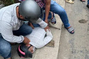 Hình sự đặc nhiệm khống chế  kẻ cướp giật