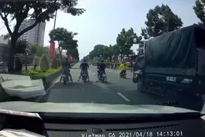 Hình ảnh vụ việc cắt từ clip 