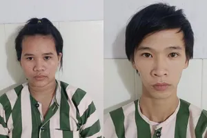 Đối tượng Bích Thuỷ tại cơ quan công an. Ảnh: CHÍ THẠCH 