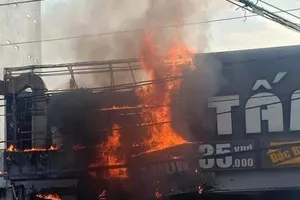 Cháy quán cơm Phúc Lộc Thọ ở TP Thủ Đức