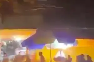 Nhóm đối tượng dùng hung khí đập xe, ném bom xăng trên đường phố TP Thủ Đức