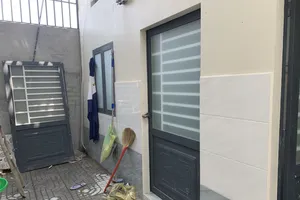 Căn phòng trọ nơi xảy ra vụ việc. Ảnh: CHÍ THẠCH