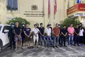 Băng giang hồ tại cơ quan công an