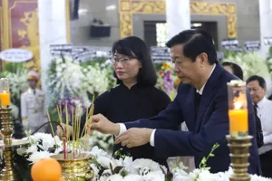 Tiễn biệt GS-TS Phan Lương Cầm về nơi an nghỉ cuối cùng