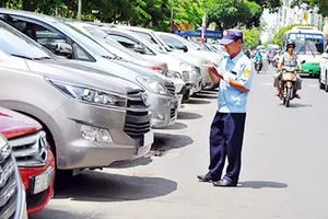 Chuẩn bị dán nhãn năng lượng cho xe con 7-9 chỗ