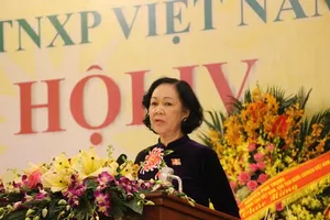 Bà Trương Thị Mai phát biểu tại đại hội