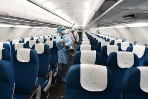 Khử trùng trên máy bay