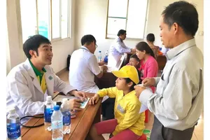 BS Phạm Lê Duy, Đại học Y Dược, TP Hồ Chí Minh vừa được tuyên dương thầy thuốc trẻ tiêu biểu 2020