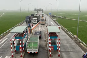 Trạm thu phí tuyến tránh thị trấn Đông Hưng