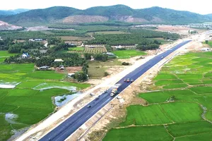 Tuyến đường cao tốc Vân Phong - Nha Trang chưa đủ điều kiện khai thác từ ngày 10-1