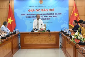 Họp báo thông tin về những chính sách mới của Đảng và Nhà nước liên quan đến người Việt Nam ở nước ngoài và chương trình Trại hè Việt Nam 2025