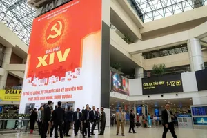 Đoàn công tác của Cục Hàng không Việt Nam đi thị sát tại Cảng hàng không Quốc tế Nội Bài