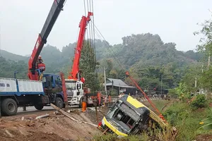 Hiện trường tai nạn xảy ra tại Sơn La sáng 17-1