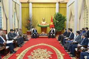 Chủ tịch nước Lương Cường tiếp Đặc phái viên Đảng, Nhà nước Cuba, Ủy viên Bộ Chính trị, Bộ trưởng Bộ Ngoại giao Cuba Bruno Rodríguez Parrilla. Ảnh: QUANG PHÚC