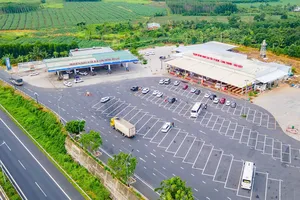 Một trạm dừng nghỉ trên cao tốc Bắc - Nam