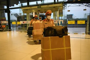 37 cán bộ, chiến sĩ Cục Cảnh sát giao thông vào miền Nam chi viện cho TPHCM