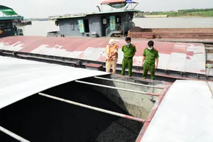 Phát hiện đường dây buôn bán than không nguồn gốc