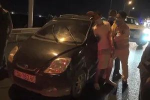 Khống chế đối tượng chống đối đi cách ly, bỏ chạy trên cao tốc