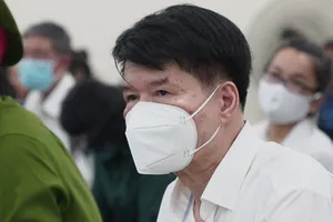 Cựu Thứ trưởng Bộ Y tế Trương Quốc Cường bất ngờ được đề nghị giảm gần nửa án tù