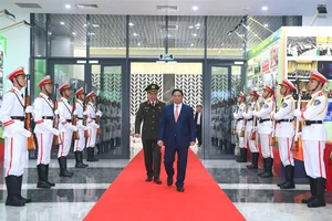 Thủ tướng giao nhiệm vụ cho ngành công an “năm sau phải cao hơn năm trước”