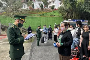 Tiếp nhận 26 công dân Việt Nam từ Trung Quốc