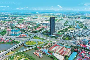 Hải Phòng đón nhận danh hiệu “Thành phố Anh hùng”