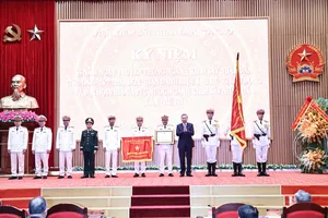 Viện Kiểm sát nhân dân tối cao đón nhận danh hiệu Anh hùng lao động