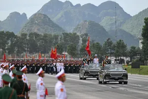 Các cán bộ, chiến sĩ hợp luyện diễu binh, diễu hành kỷ niệm 80 năm Cách mạng Tháng Tám, Quốc khánh 2-9