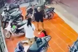 Điều tra vụ cô gái bị hành hung dã man trước quán billiards