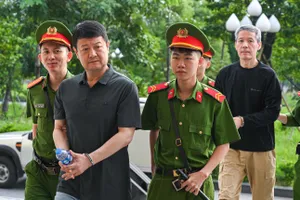 Xét xử 141 bị cáo trong tổ chức đánh bạc hơn 106 triệu USD ở Hà Nội