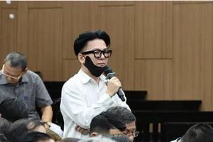 Ca sĩ Vũ Hà khai gì khi bị cáo buộc đánh bạc trong khách sạn Pullman?