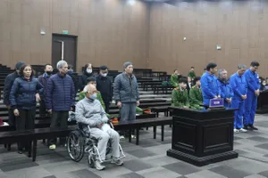 Cựu Chủ tịch Hội đồng thành viên VICEM bị đề nghị 12-13 năm tù