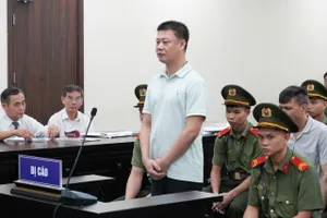Cựu Phó Bí thư Thường trực Tỉnh đoàn Yên Bái Đinh Tiến Hùng bị phạt 16 năm 6 tháng tù