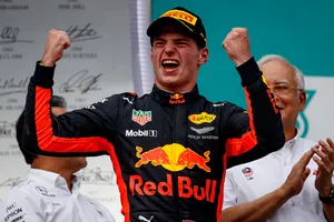 Max Verstappen đăng quang ở Malaysia