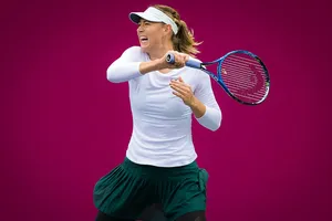 Mất 78 phút, Sharapova lọt vào trận chung kết đầu tiên sau 2 năm