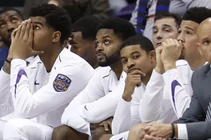 Phoenix Suns đối mặt với trận thua tệ nhất trong lịch sử