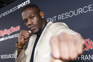 Deontay Wilder là một người cha giữ lời