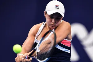 Hạ Kerber, Barty xuất sắc vào bán kết