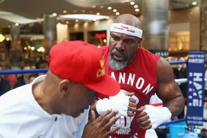 Shannon Briggs muốn trở thành nhà vô địch hạng nặng lớn tuổi nhất lịch sử