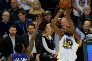 Kevin Durant đã đạt được cột mốc 20.000 điểm trong sự nghiệp
