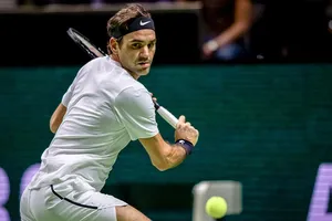 Federer thảnh thơi, rộng đường vào bán kết