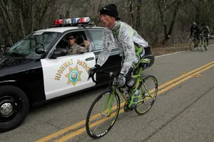 Oscar Sevilla trên đường đua