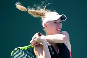 Wozniacki tố bị dọa giết trong trận thua Puig