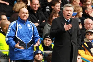 Ray Wilkins khi làm trợ lý cho Carlo Ancelotti