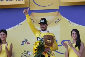 Peter Sagan tiếp quản Áo vàng