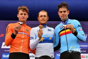 Trentin (giữa) giành HCV giải vô địch châu Âu